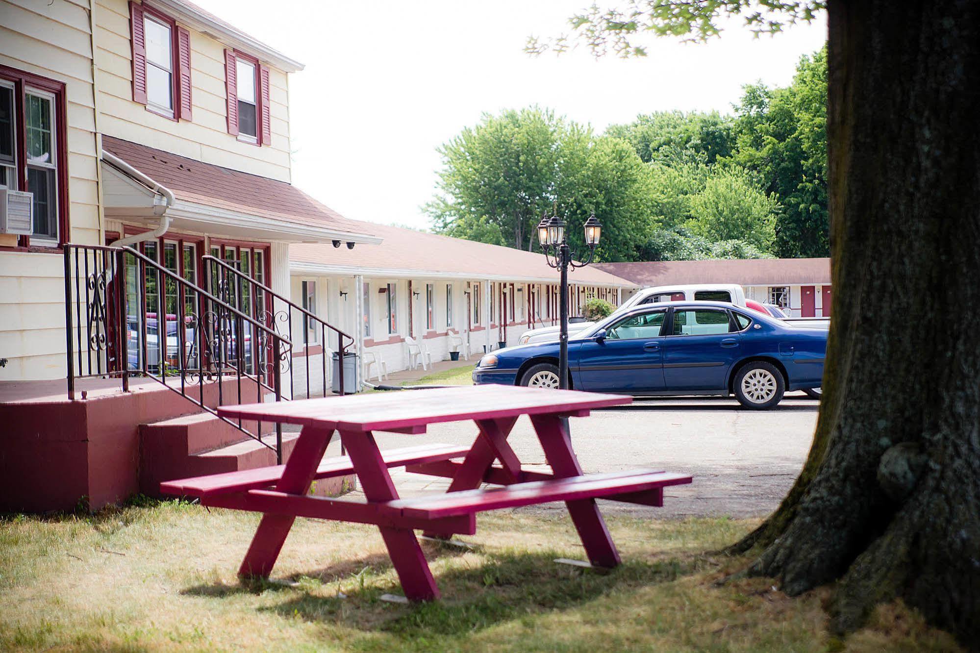 אירי Steelhead Inn מראה חיצוני תמונה