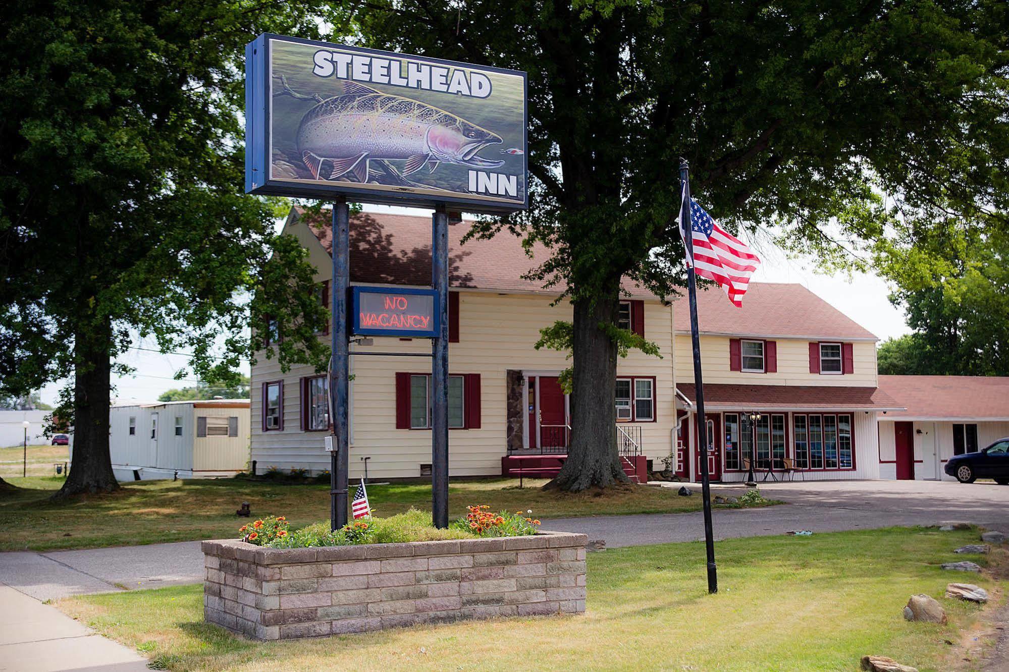 אירי Steelhead Inn מראה חיצוני תמונה